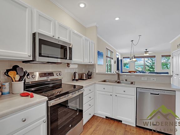 3rd image of 309 Saddle Ridge Dr
