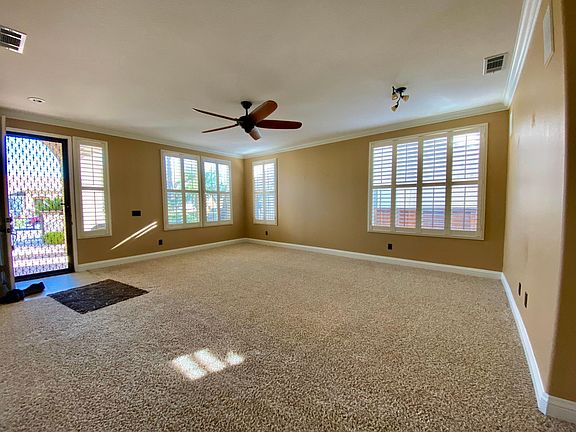 5th image of 38283 Willowick Dr