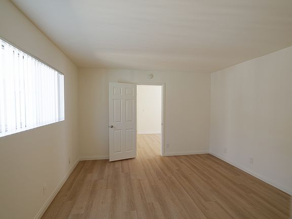 5th image of 3627 Garnet St APT 13