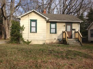 27 Rosamond Ave, Clementon, NJ 08021