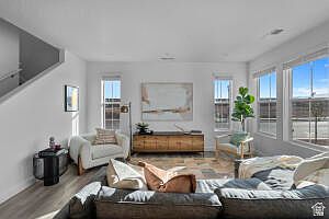 4th image of 907 W Bright Ridge Ln #1430