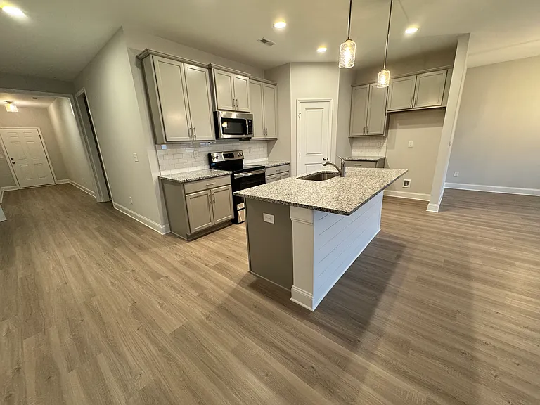 153 Hazel Pine Trl — Photo 2