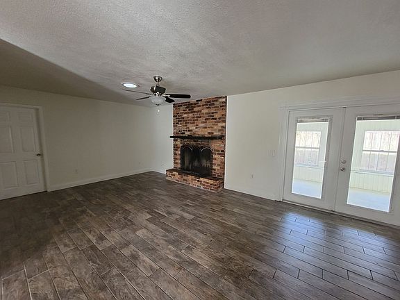2nd image of 2425 W Central Ave