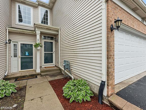 2nd image of 376 N Patriot Dr
