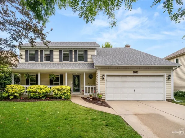1611 Conan Doyle Rd, Naperville, IL 60564