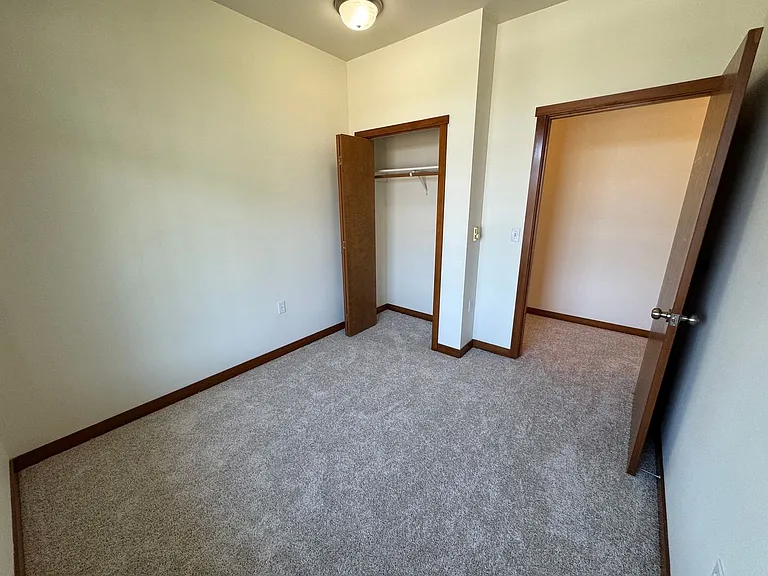 910 Gladstone St #307 — Photo 3