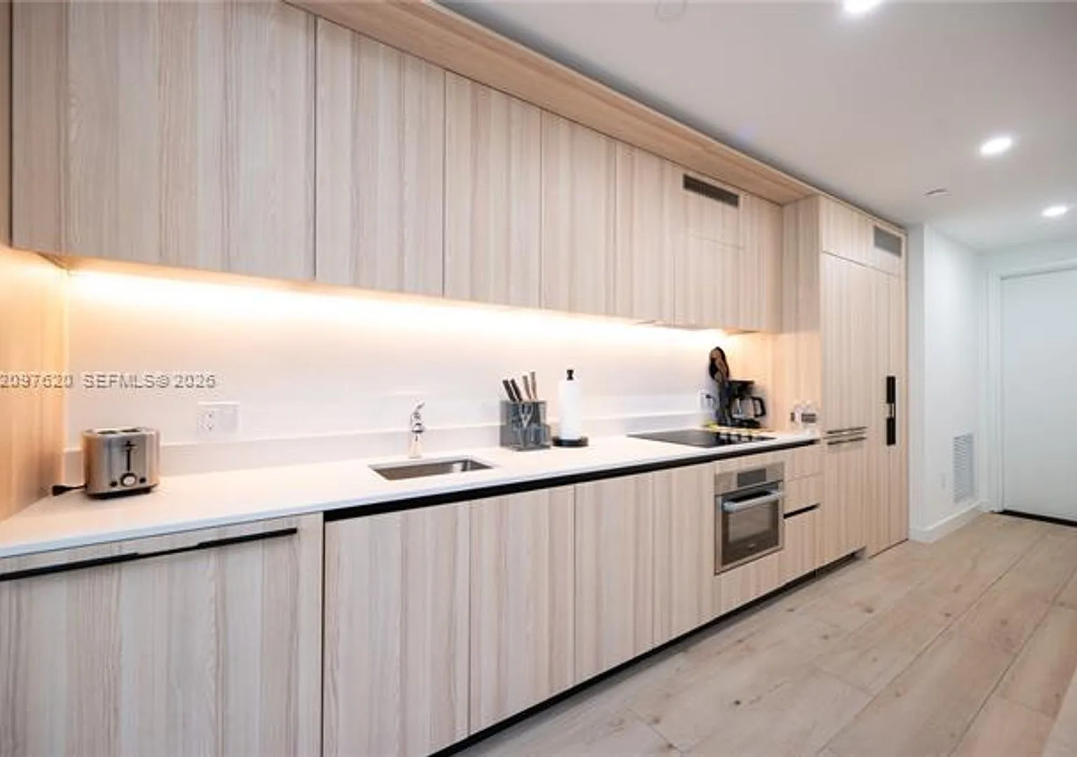 225 N Miami Ave cu-1505, Miami, FL 33128 — Photo 4