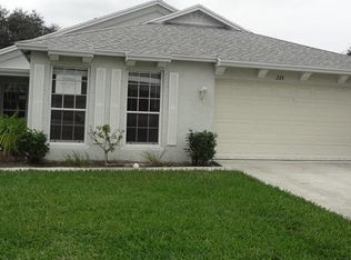 228 SW Lake Forest Way, Port Saint Lucie, FL 34986