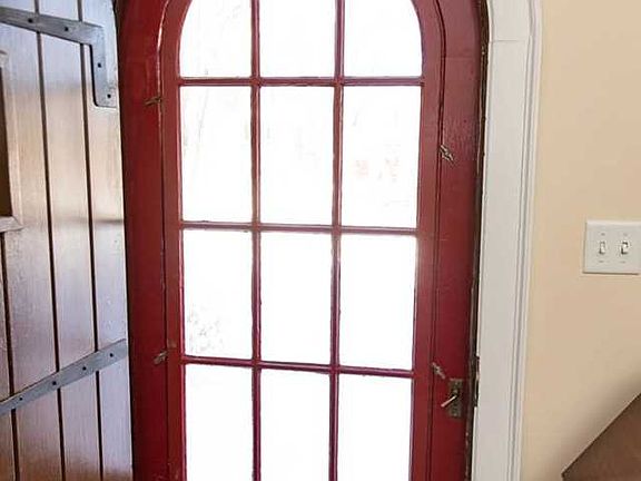 2nd image of 230 Hartswick Ave