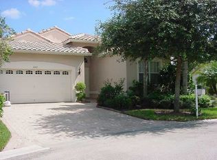 382 NW Castlemaine Ct, Port Saint Lucie, FL 34986