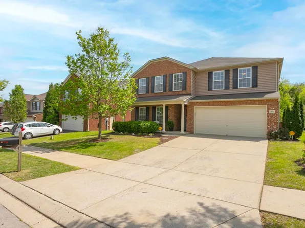 1021 Fulman Rd, Hendersonville, TN 37075