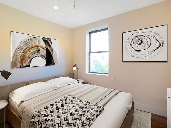 3rd image of 236 W 135th St #B4