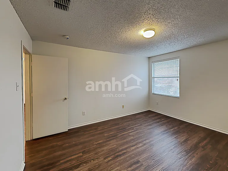 16656 Jasmine Springs Dr — Photo 20