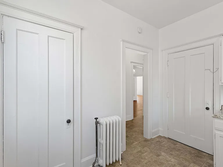 2570 Madison Rd_unit 16-3261 2570 Madison Rd_unit 16-3261