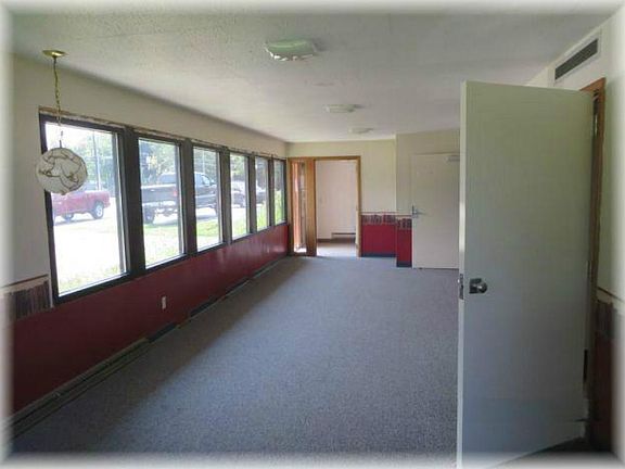 3rd image of 3750 W 26th St