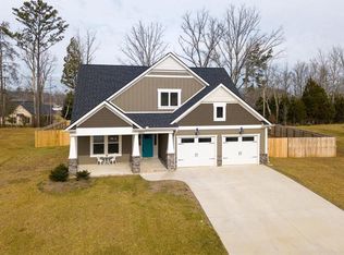 2822 Clearmill Dr, Lenoir City, TN 37772