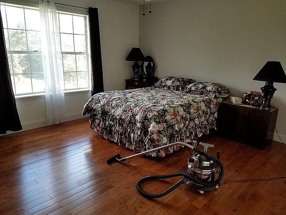 Guest Room with Ensuite bath