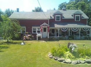 34 Bay Ave, Bayport, NY 11705