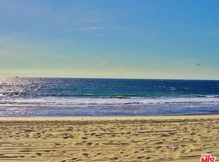 100 Sunridge St, Playa Del Rey, CA 90293