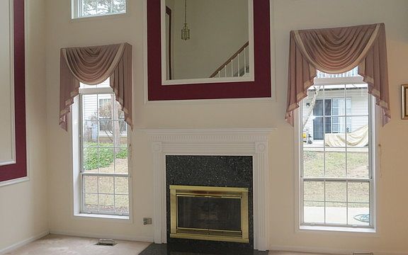 4th image of 306 Stillwater Ct