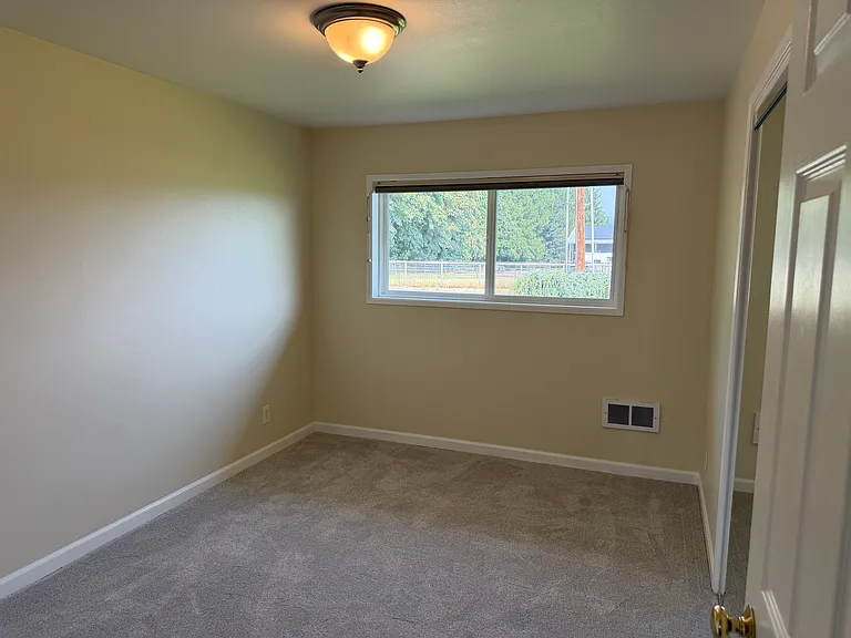 3837 Fairview Dr #3 — Photo 7