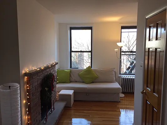 Rented by JMK Realty | media 6