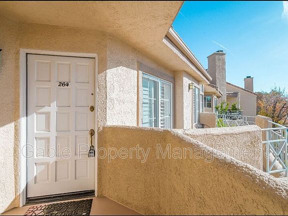 2nd image of 23633 Del Monte Dr Unit 264