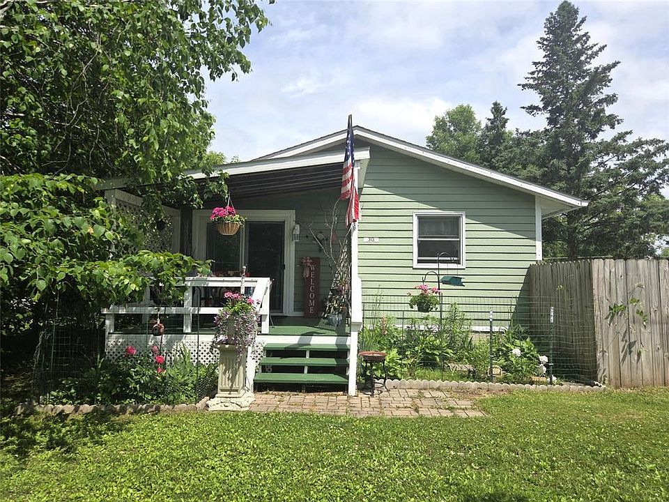 1st image of 313 1st Avenue