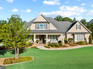 157 Waterview Cir, Newnan, GA 30263