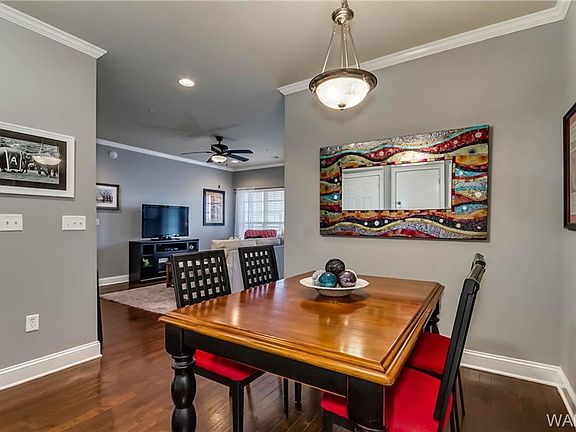 4th image of 700 15th St Unit 1405