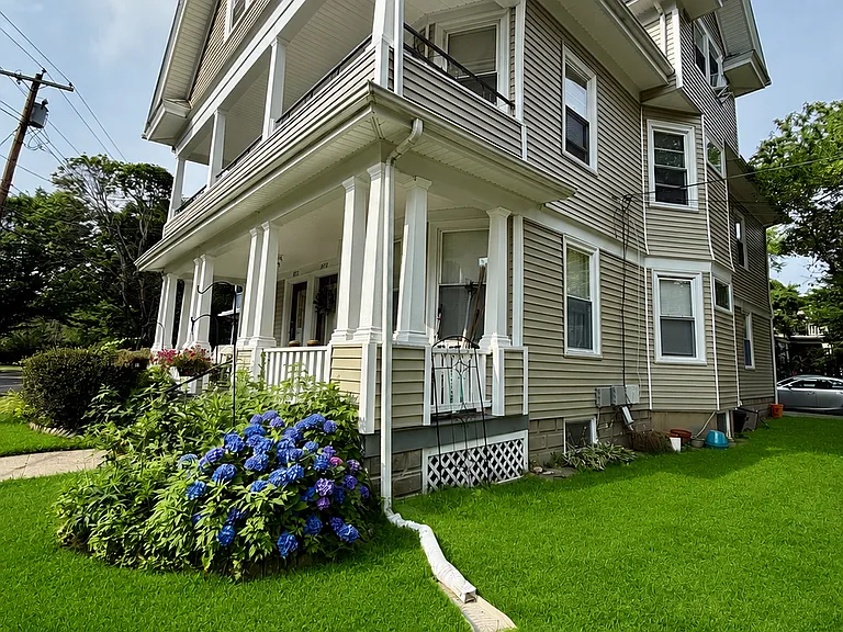1032 Hope St — Photo 31