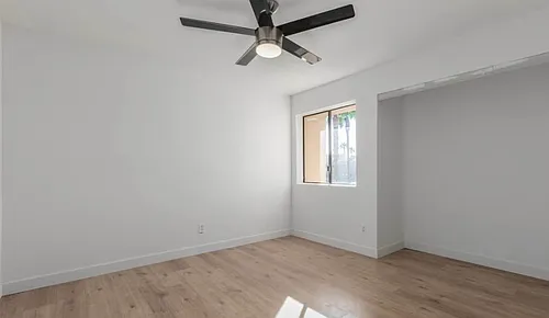 9275 E Mission Ln Photo 1