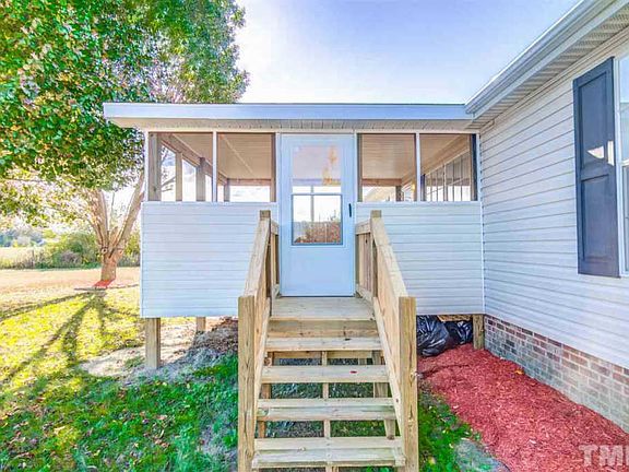 4th image of 124 Salina Ln