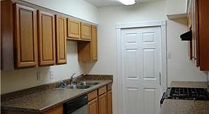 5th image of 312 Westwood Dr