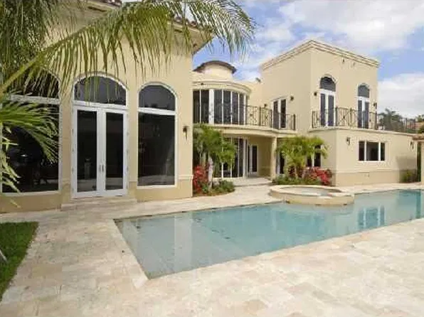 90 Nurmi Dr, Fort Lauderdale, FL 33301