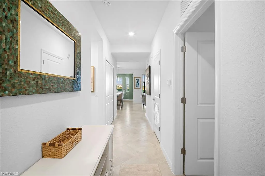 2 bed, 2.0 bath, 1154 sqft, $6,000 — Photo 2