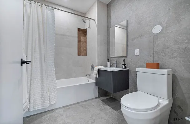 Rented by ERNY LLC | media 11