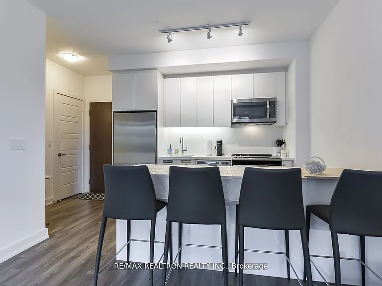 333 Sea Ray Ave #D127 — Photo 5
