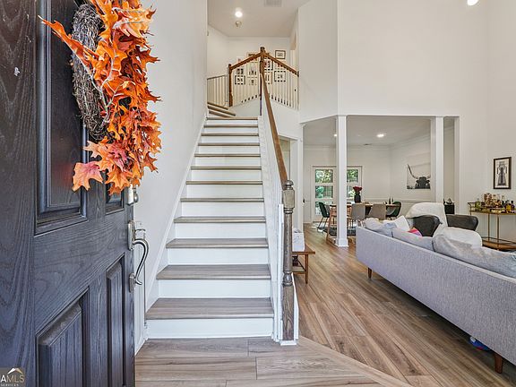 2nd image of 2840 Ivey Oaks Ln