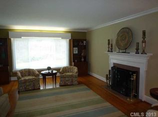 2217 Lakeview Cres, Matthews, NC 28105