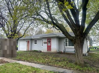 604 9th St, Armstrong, IA 50514