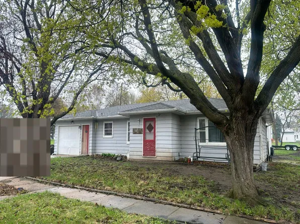 604 9th St, Armstrong, IA 50514