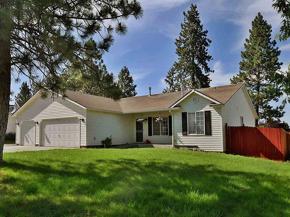 1st image of 4431 E 15th Ave
