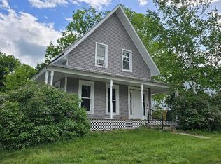 83 W Main St, Bradford, NH 03221