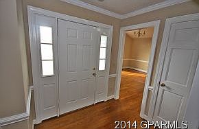 2nd image of 1237 Hemlock Dr