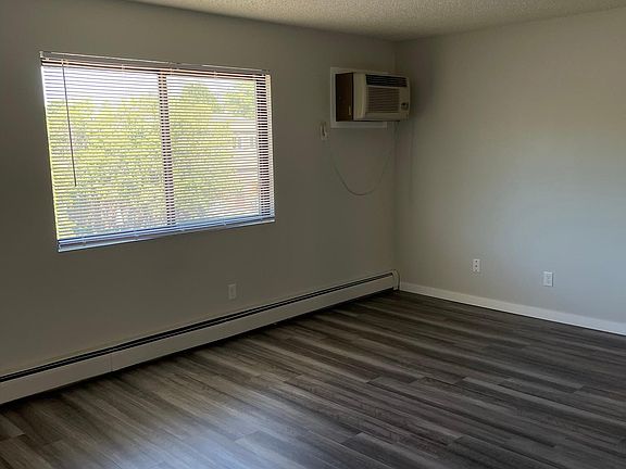 5th image of 650 S Johnson St #11