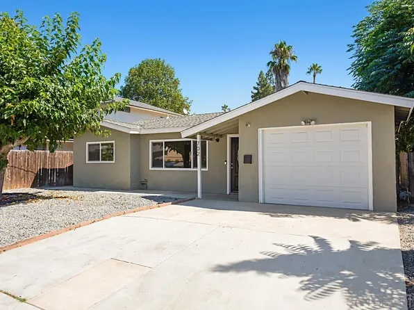 702 N Grape St, Escondido, CA 92025