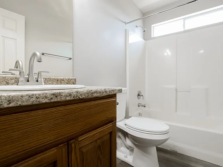 6824 N Yakima Way — Photo 14