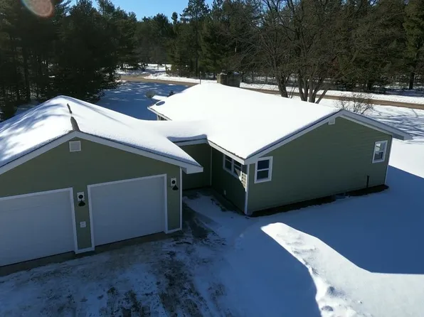 W7981 North St, Pembine, WI 54156