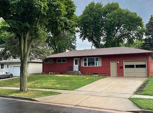 837 S Day Ave, Sioux Falls, SD 57103
